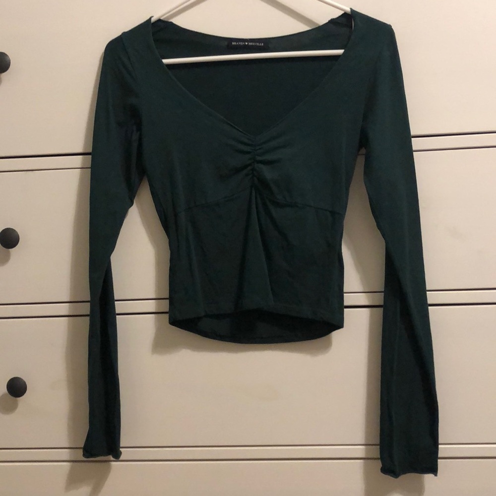 long sleeve brandy melville shirt